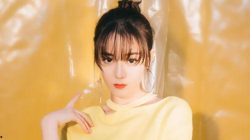 娱乐吃瓜迪丽热巴,娱乐圈的瓜田女王，揭秘她的吃瓜日常